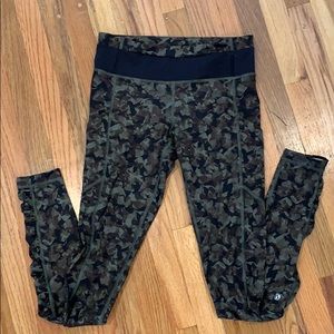 Lulu lemon camo leggings